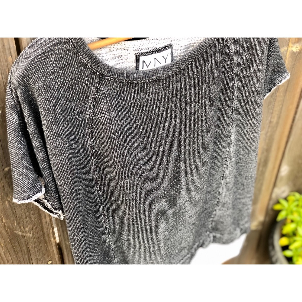 Lovely Mark New York Short Sleeve Pullover